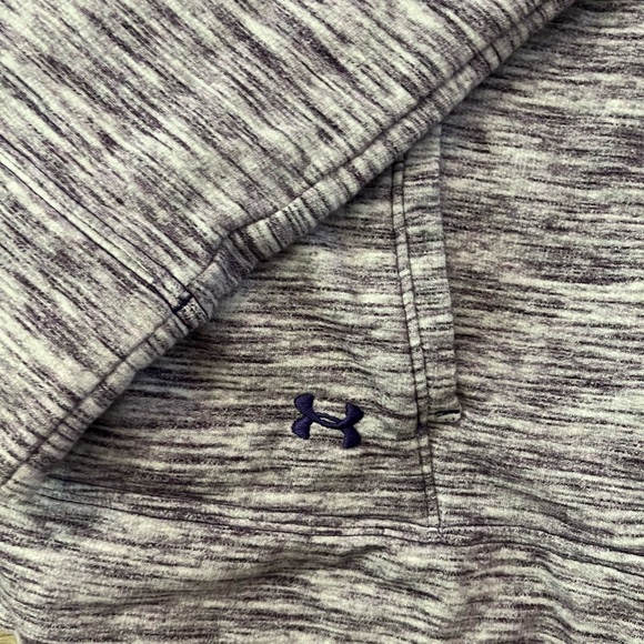 Under Armour Hoodie Large - Picture 3 of 4